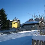 Apartment Moderne- Niveauvoll Eingerichtete By Interhome