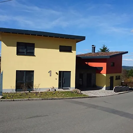 Moderne- Niveauvoll Eingerichtete By Interhome شقة آيبنشتوك