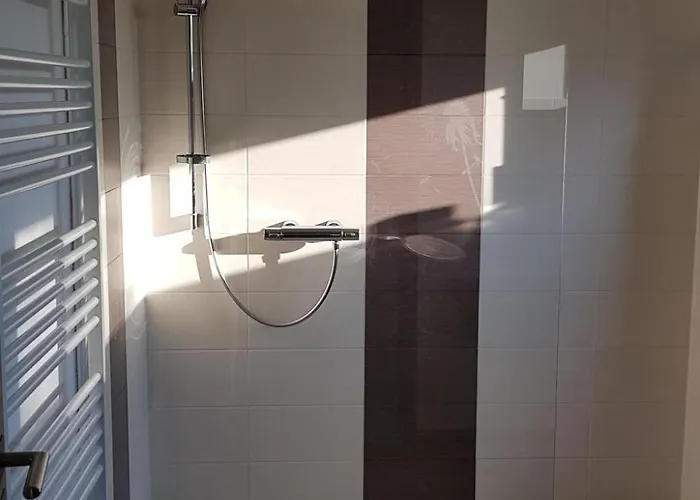 Moderne- Niveauvoll Eingerichtete By Interhome Apartman