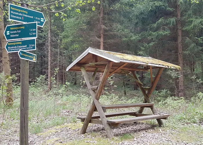 Apartman Moderne- Niveauvoll Eingerichtete By Interhome